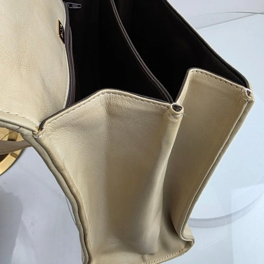 Bally Vintage Cream Quilted Leather Top Handle Bag Crossbody Made in Italy